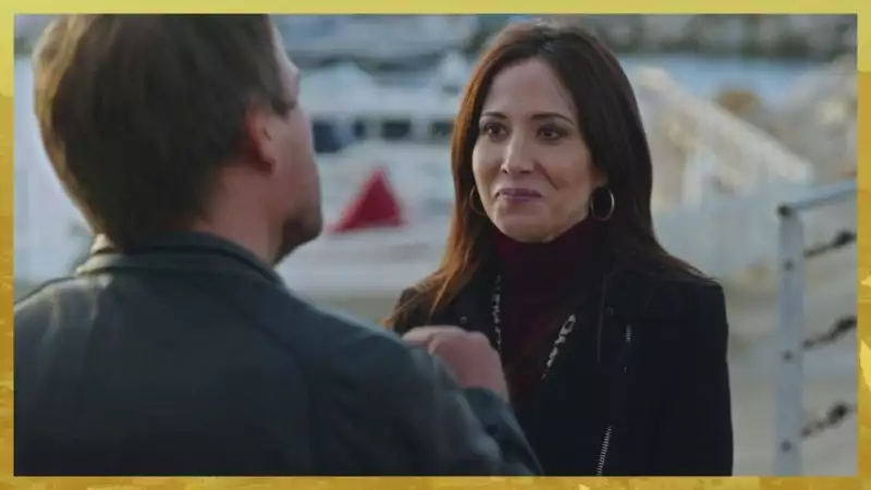 Indiscrétion : Les retrouvailles de Samia et Jean-Paul après leurs mariages Indiscrétion : Les retrouvailles de Samia et Jean-Paul après leurs mariages