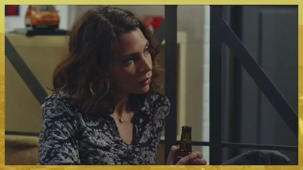 Plus belle la vie Indiscrétion : Léa dort chez Jean-Paul Plus belle la vie Indiscrétion : Léa dort chez Jean-Paul