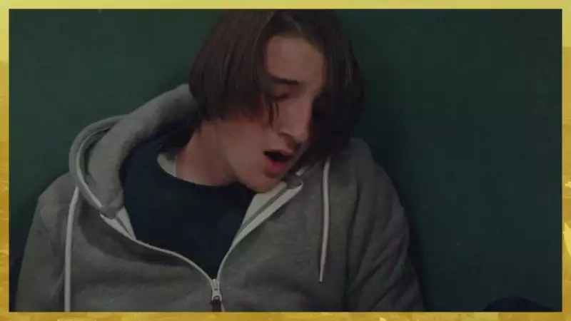 Indiscrétion : Kilian met un coup de poing à Noé Indiscrétion : Kilian met un coup de poing à Noé