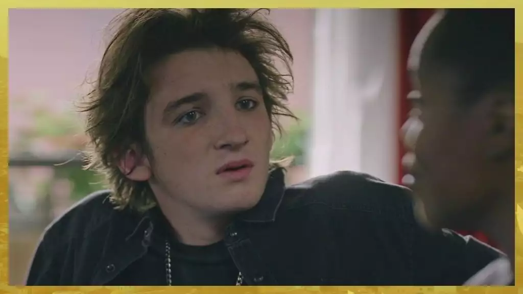 Plus belle la vie Indiscrétion : Noé apprend le mariage de son père Plus belle la vie Indiscrétion : Noé apprend le mariage de son père