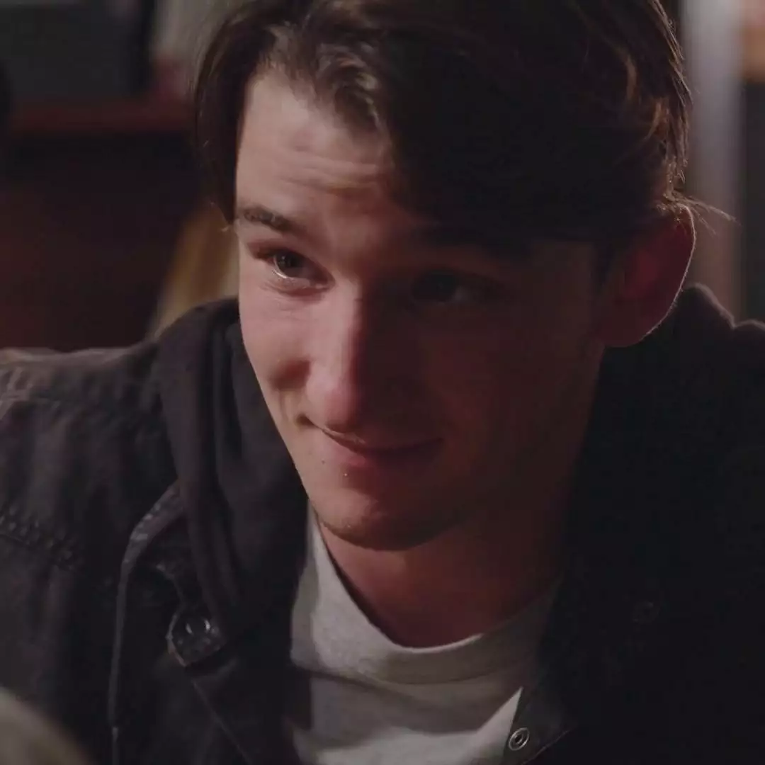 Plus belle la vie Indiscrétion : Betty et Noé vont-ils garder le bébé ? Réponse ! Plus belle la vie Indiscrétion : Betty et Noé vont-ils garder le bébé ? Réponse !