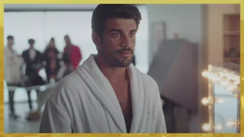 Plus belle la vie Indiscrétion : Adriana Karembeu dans Plus Belle La Vie Plus belle la vie Indiscrétion : Adriana Karembeu dans Plus Belle La Vie