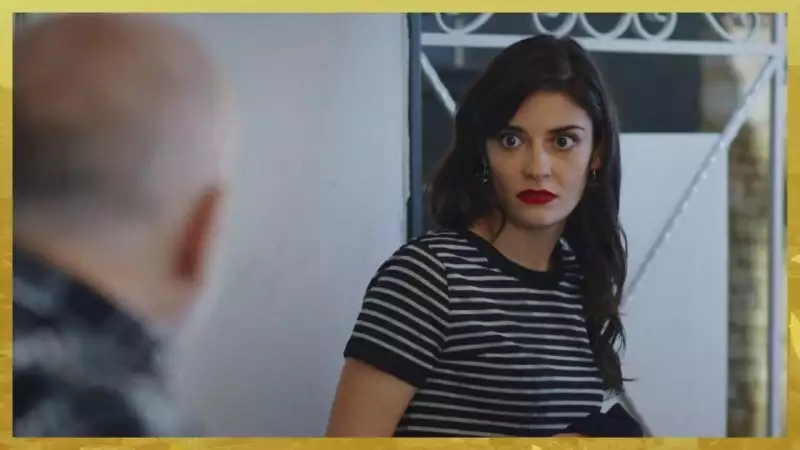 Indiscrétion : L’horreur - le nouveau patron pervers de Sabrina Indiscrétion : L’horreur - le nouveau patron pervers de Sabrina