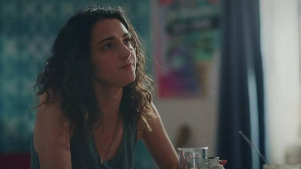 Plus belle la vie Indiscrétion : Grosses tensions entre Baptiste et Emma Plus belle la vie Indiscrétion : Grosses tensions entre Baptiste et Emma