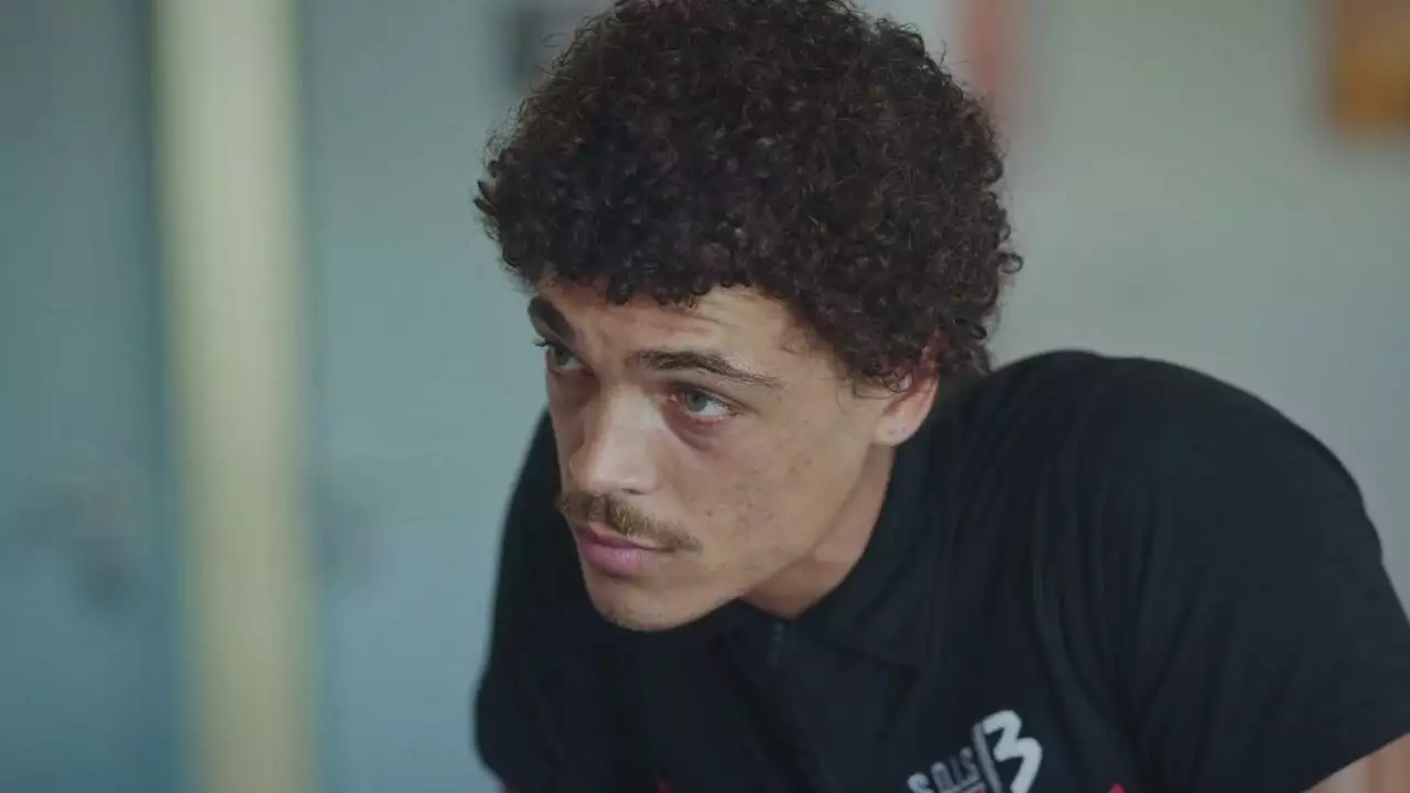 Plus belle la vie Indiscrétion : L'intuition de Baptiste sur le pyromane Plus belle la vie Indiscrétion : L'intuition de Baptiste sur le pyromane