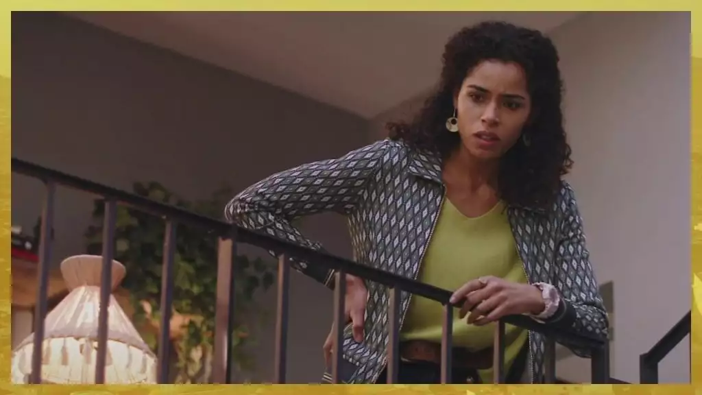 Plus belle la vie Indiscrétion : Fanny empoisonnée aux laxatifs Plus belle la vie Indiscrétion : Fanny empoisonnée aux laxatifs