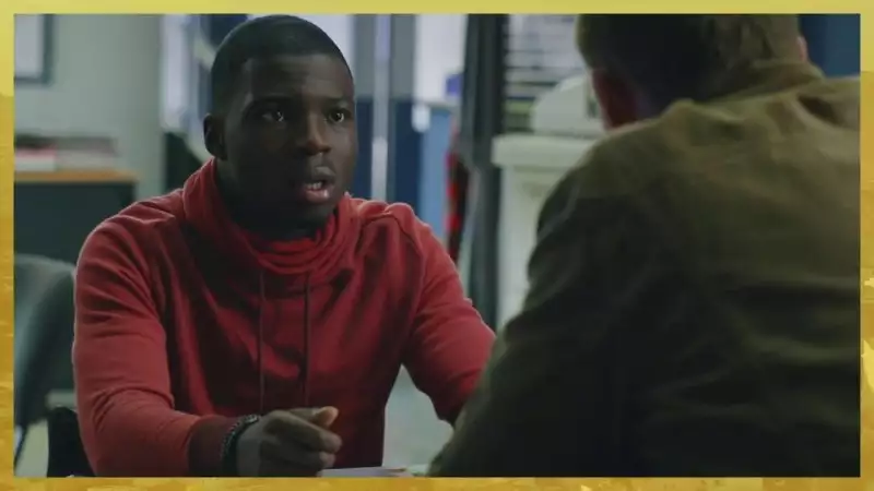 Indiscrétion : Mouss en garde à vue Indiscrétion : Mouss en garde à vue