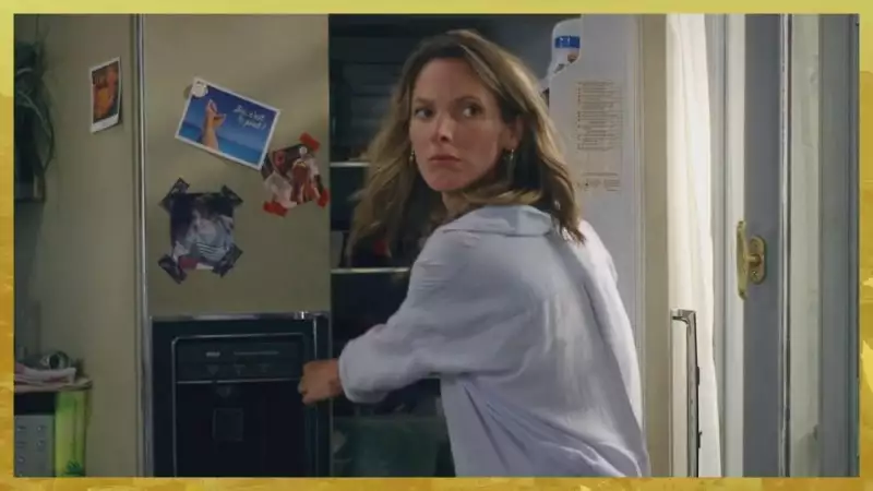 Indiscrétion : Nouveau couple à la coloc Indiscrétion : Nouveau couple à la coloc