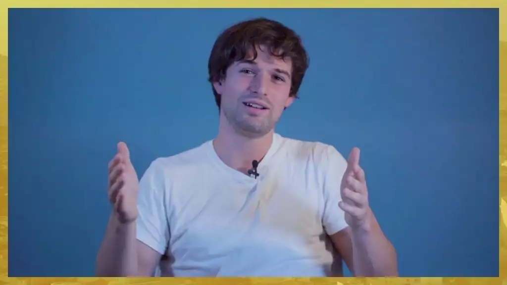 Plus belle la vie Grant Lawrens : interview classique Plus belle la vie Grant Lawrens : interview classique