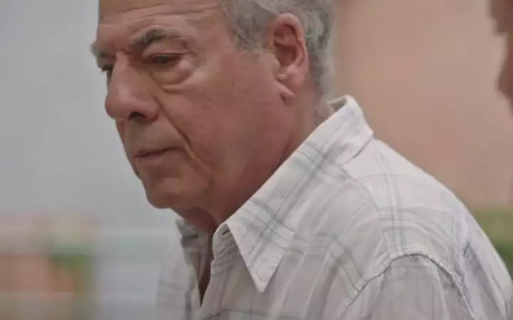 Indiscrétion : Roland est le père des enfants de Sophie Indiscrétion : Roland est le père des enfants de Sophie