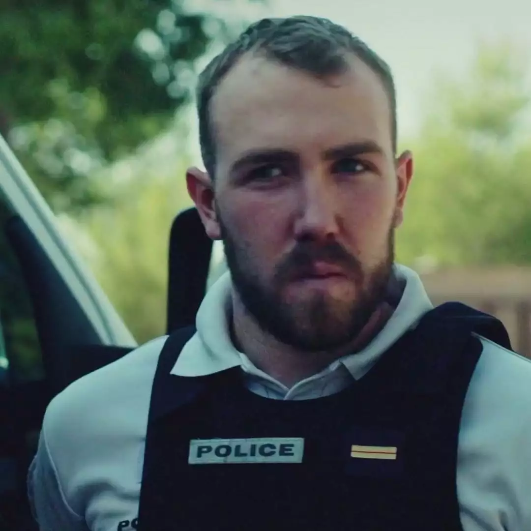 Plus belle la vie Indiscrétion : Des prisonniers très spéciaux refont surface Plus belle la vie Indiscrétion : Des prisonniers très spéciaux refont surface