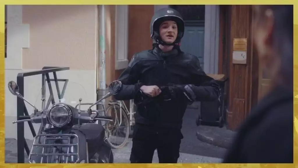 Plus belle la vie Indiscrétion : Le cadeau empoisonné de Théo à Noé Plus belle la vie Indiscrétion : Le cadeau empoisonné de Théo à Noé