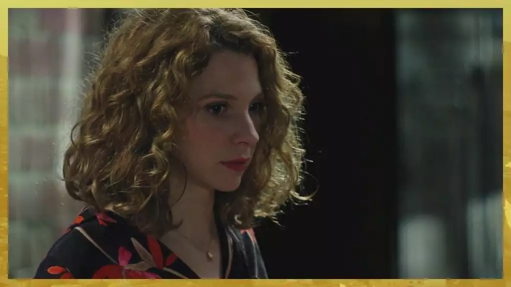 Plus belle la vie Indiscrétion : Léa enceinte de Jean-Paul ? Plus belle la vie Indiscrétion : Léa enceinte de Jean-Paul ?