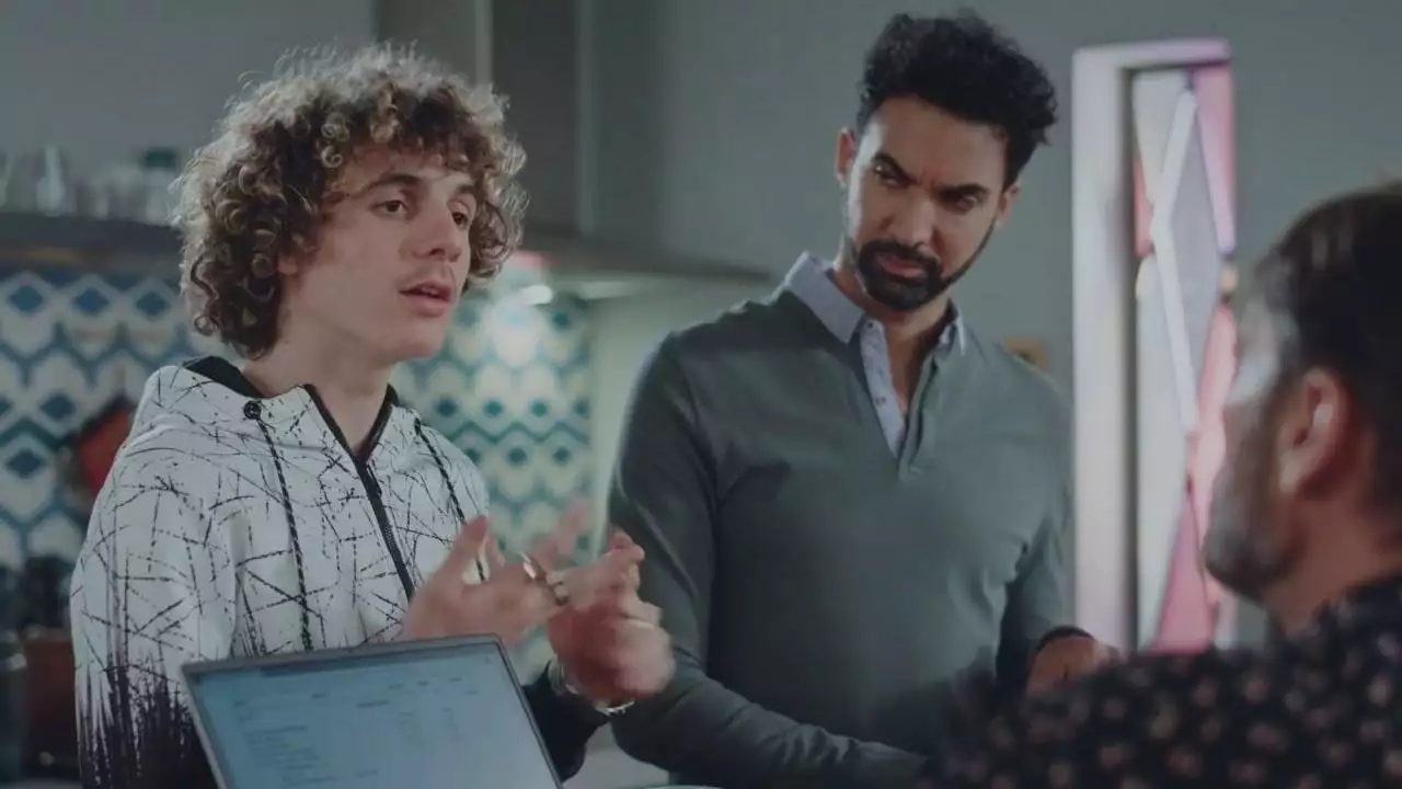 Plus belle la vie Indiscrétion : Riva et Thomas s’impliquent dans la vie amoureuse de Kilian Plus belle la vie Indiscrétion : Riva et Thomas s’impliquent dans la vie amoureuse de Kilian