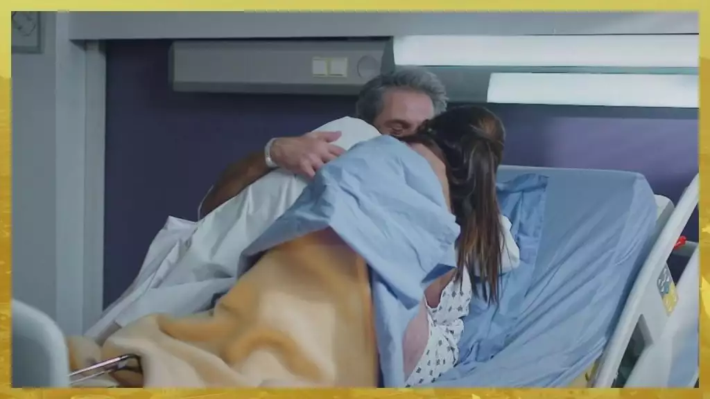 Plus belle la vie Indiscrétion : Victoire et Sacha couchent ensemble à l...hôpital Plus belle la vie Indiscrétion : Victoire et Sacha couchent ensemble à l...hôpital