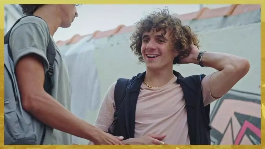 Plus belle la vie Indiscrétion : Betty est pansexuelle Plus belle la vie Indiscrétion : Betty est pansexuelle