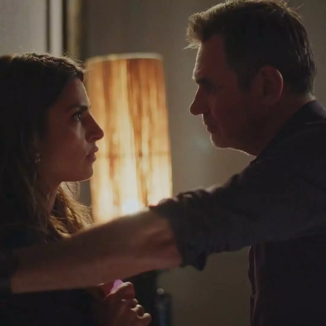 Plus belle la vie Indiscrétion : Patrick terrorise Sylvia pour obtenir ses aveux Plus belle la vie Indiscrétion : Patrick terrorise Sylvia pour obtenir ses aveux