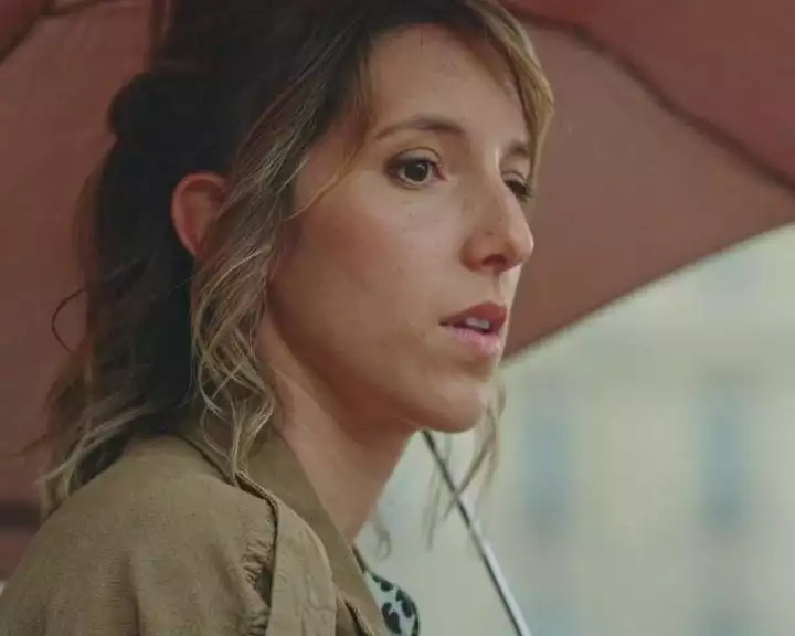 Plus belle la vie Indiscrétion : Emma met les choses au clair avec Barbara Plus belle la vie Indiscrétion : Emma met les choses au clair avec Barbara