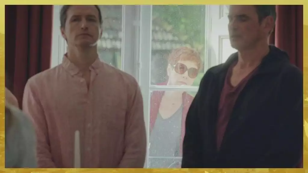 Plus belle la vie Indiscrétion : Babeth découvre la secte Plus belle la vie Indiscrétion : Babeth découvre la secte