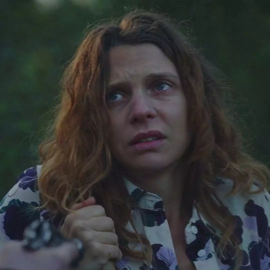 Plus belle la vie Indiscrétion : Léa creuse sa propre tombe Plus belle la vie Indiscrétion : Léa creuse sa propre tombe