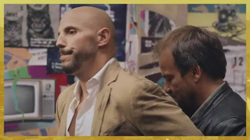 Indiscrétion : Valentin, qui est-il vraiment ? Indiscrétion : Valentin, qui est-il vraiment ?