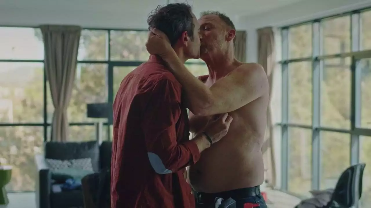 Plus belle la vie Indiscrétion : Retrouvailles entre Eric et son premier amour... Plus belle la vie Indiscrétion : Retrouvailles entre Eric et son premier amour...