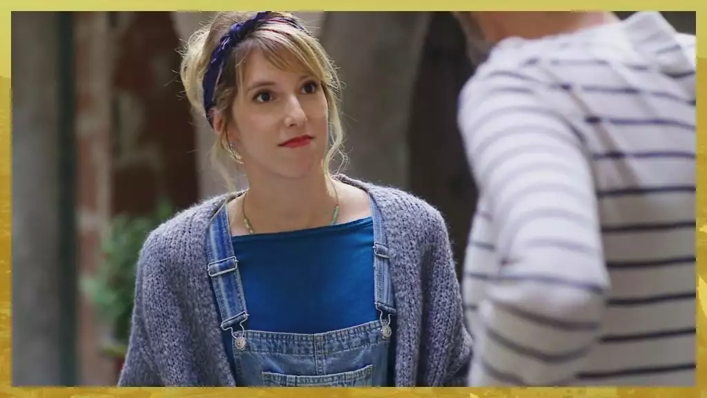 Plus belle la vie Indiscrétion : La future serveuse du resto Le Marci Plus belle la vie Indiscrétion : La future serveuse du resto Le Marci