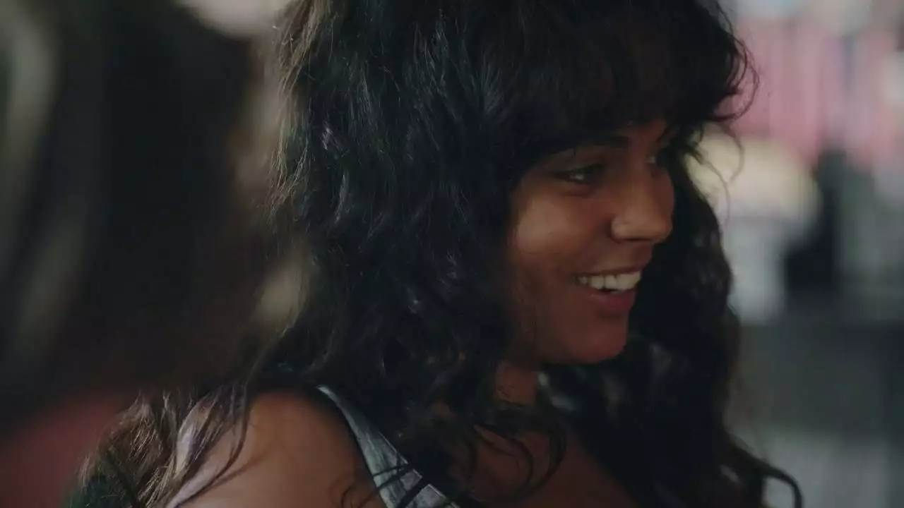 Plus belle la vie Indiscrétion : Betty s'ouvre à Noé Plus belle la vie Indiscrétion : Betty s'ouvre à Noé