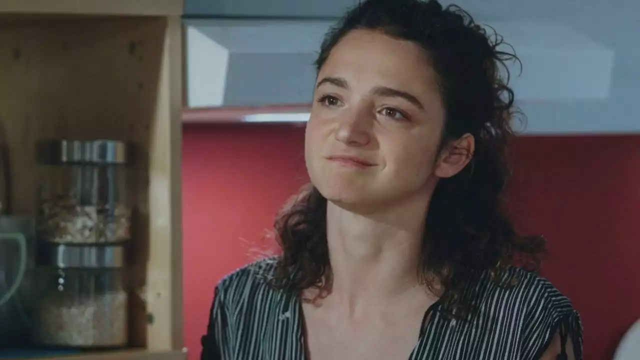 Plus belle la vie Indiscrétion : Emma ne veut plus voir Baptiste Plus belle la vie Indiscrétion : Emma ne veut plus voir Baptiste