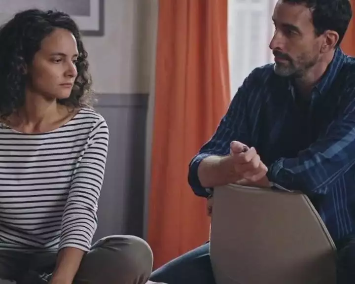 Plus belle la vie Indiscrétion : Camille prépare le meurtre de Kévin Plus belle la vie Indiscrétion : Camille prépare le meurtre de Kévin