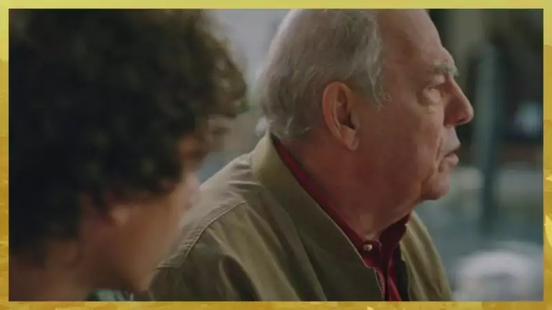 Indiscrétion : Roland connaît-il le coupable du meurtre ? Indiscrétion : Roland connaît-il le coupable du meurtre ?