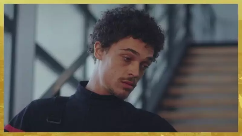 Plus belle la vie Indiscrétion : C'est le grand jour pour Baptiste ! Plus belle la vie Indiscrétion : C'est le grand jour pour Baptiste !