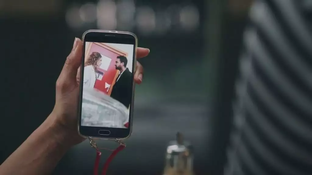 Plus belle la vie Indiscrétion : La vidéo CHOC de Riva Plus belle la vie Indiscrétion : La vidéo CHOC de Riva