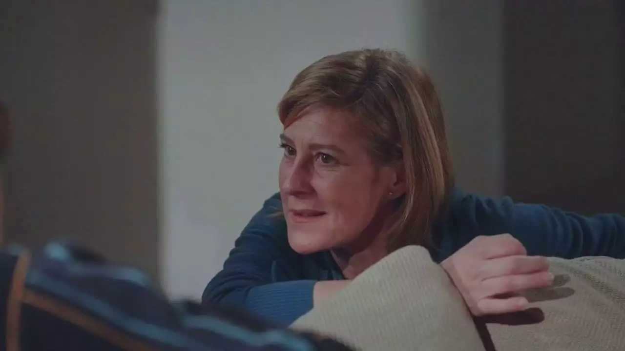 Plus belle la vie Indiscrétion : Laetitia joue l'entremetteuse Plus belle la vie Indiscrétion : Laetitia joue l'entremetteuse