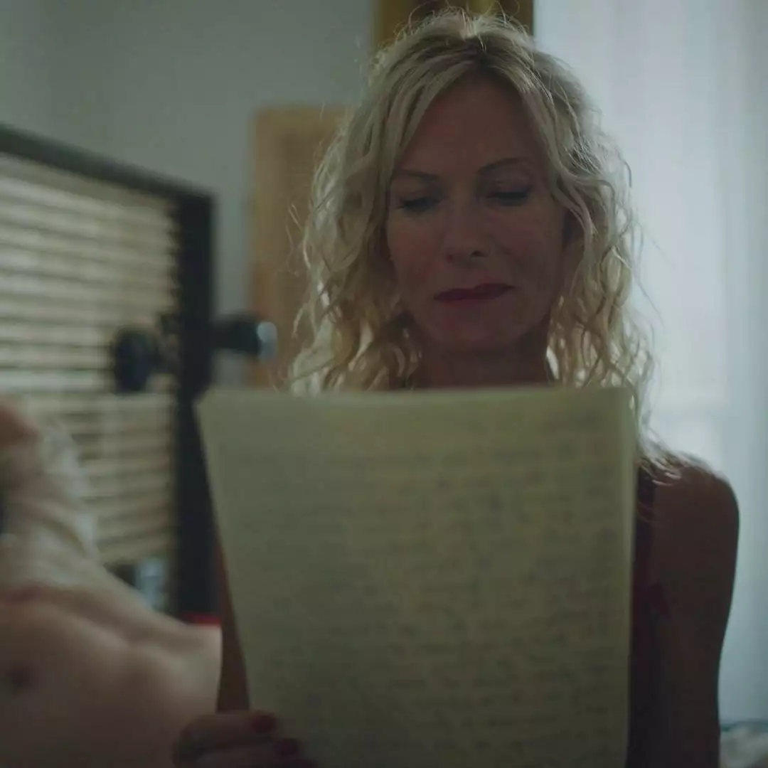 Plus belle la vie Indiscrétion : L’incroyable lettre d’amour de Vincent à Céline Plus belle la vie Indiscrétion : L’incroyable lettre d’amour de Vincent à Céline