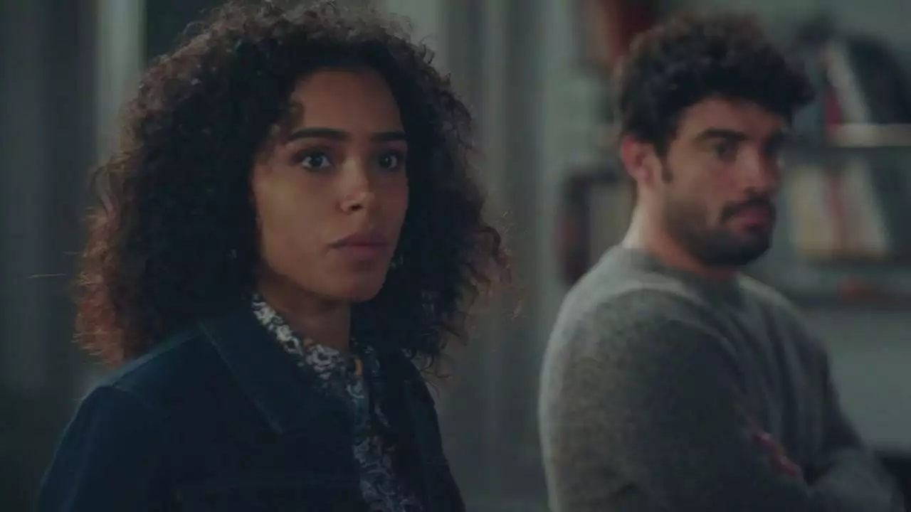 Plus belle la vie Indiscrétion : Fanny ment à la police au sujet d'Alexandre Plus belle la vie Indiscrétion : Fanny ment à la police au sujet d'Alexandre