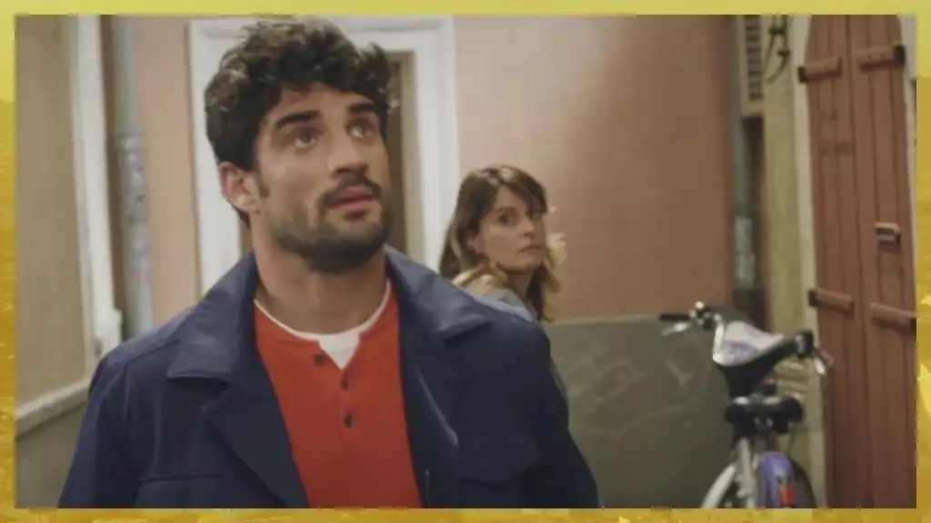 Plus belle la vie Indiscrétion : Romain choqué par le comportement d'Estelle et Francesco Plus belle la vie Indiscrétion : Romain choqué par le comportement d'Estelle et Francesco