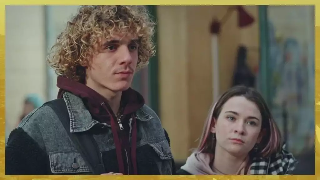 Plus belle la vie Indiscrétion : C'est la grève au Mistral Plus belle la vie Indiscrétion : C'est la grève au Mistral