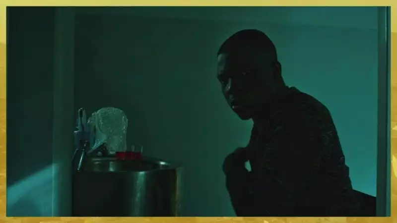 Indiscrétion : Mouss partage la cellule du plus grand criminel de Plus Belle La Vie Indiscrétion : Mouss partage la cellule du plus grand criminel de Plus Belle La Vie