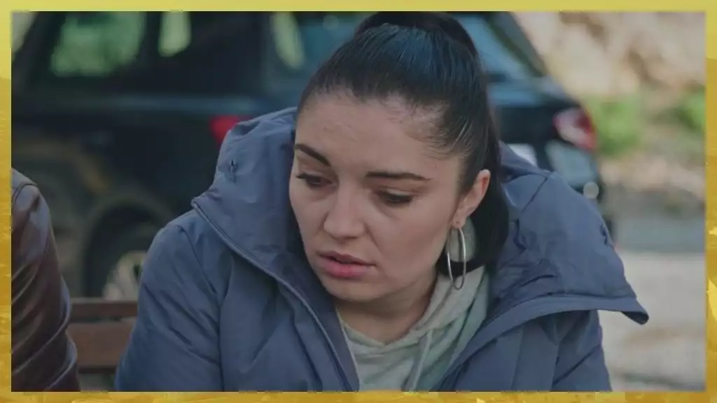 Plus belle la vie Indiscrétion : Manon avoue toute la vérité aux Nebout Plus belle la vie Indiscrétion : Manon avoue toute la vérité aux Nebout