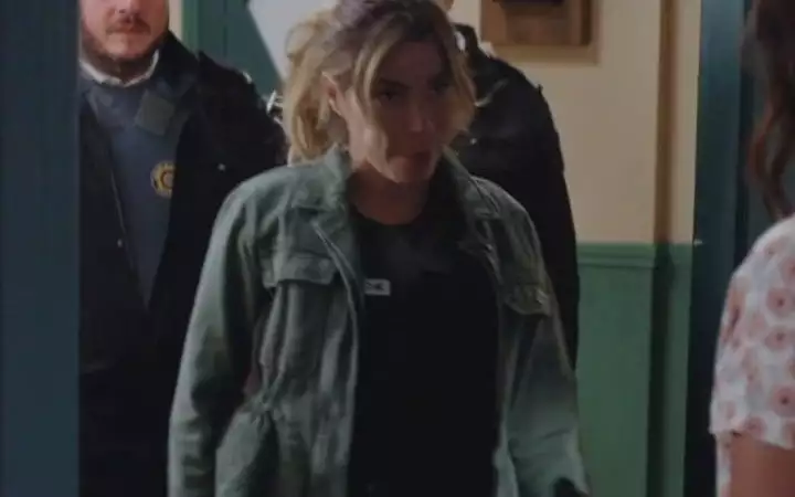 Indiscrétion : la police débarque chez les Corcel ! Indiscrétion : la police débarque chez les Corcel !