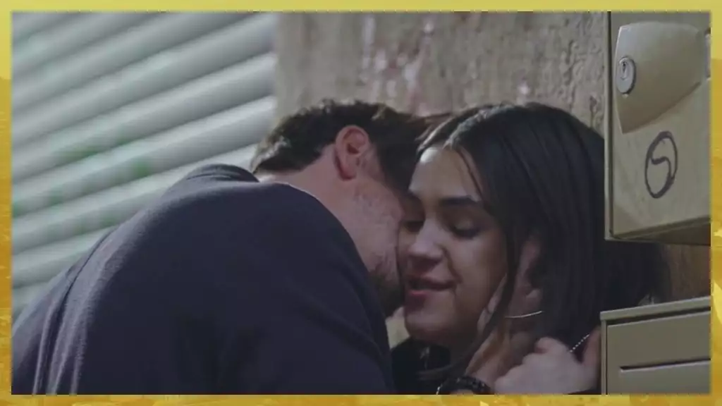 Plus belle la vie Indiscrétion : Alison a vite oublié Abdel dans les bras de ... ?! Plus belle la vie Indiscrétion : Alison a vite oublié Abdel dans les bras de ... ?!