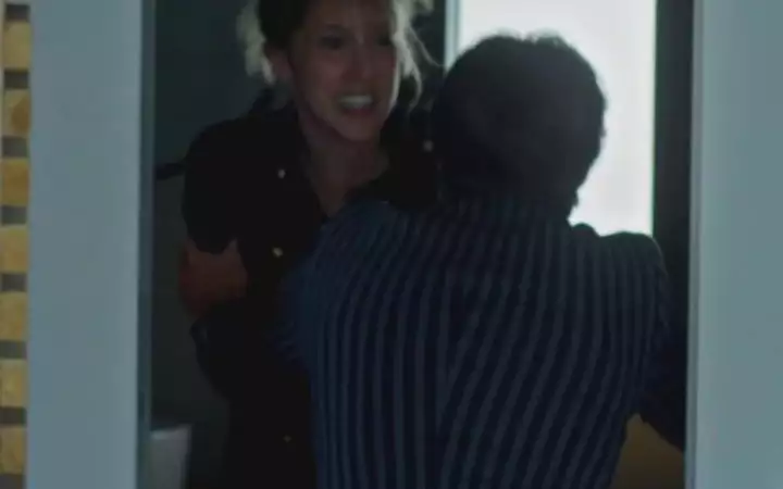 Indiscrétion : César enferme Barbara chez les Horn Indiscrétion : César enferme Barbara chez les Horn