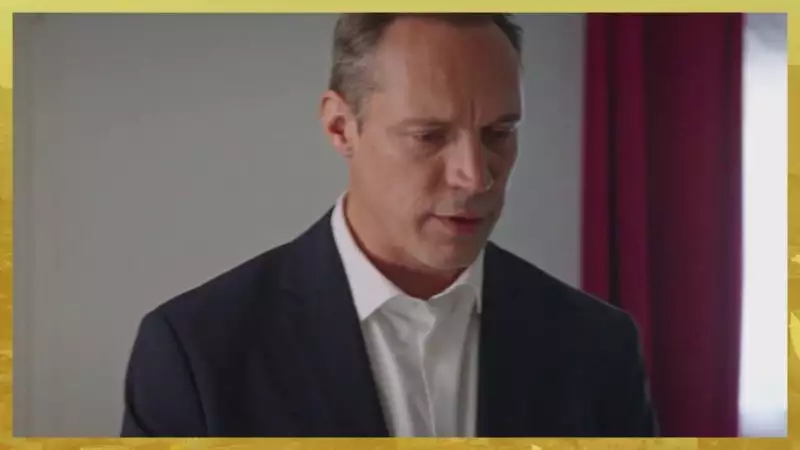 Plus belle la vie Indiscrétion : Le chantage de Revel va-t-il fonctionner ? Plus belle la vie Indiscrétion : Le chantage de Revel va-t-il fonctionner ?