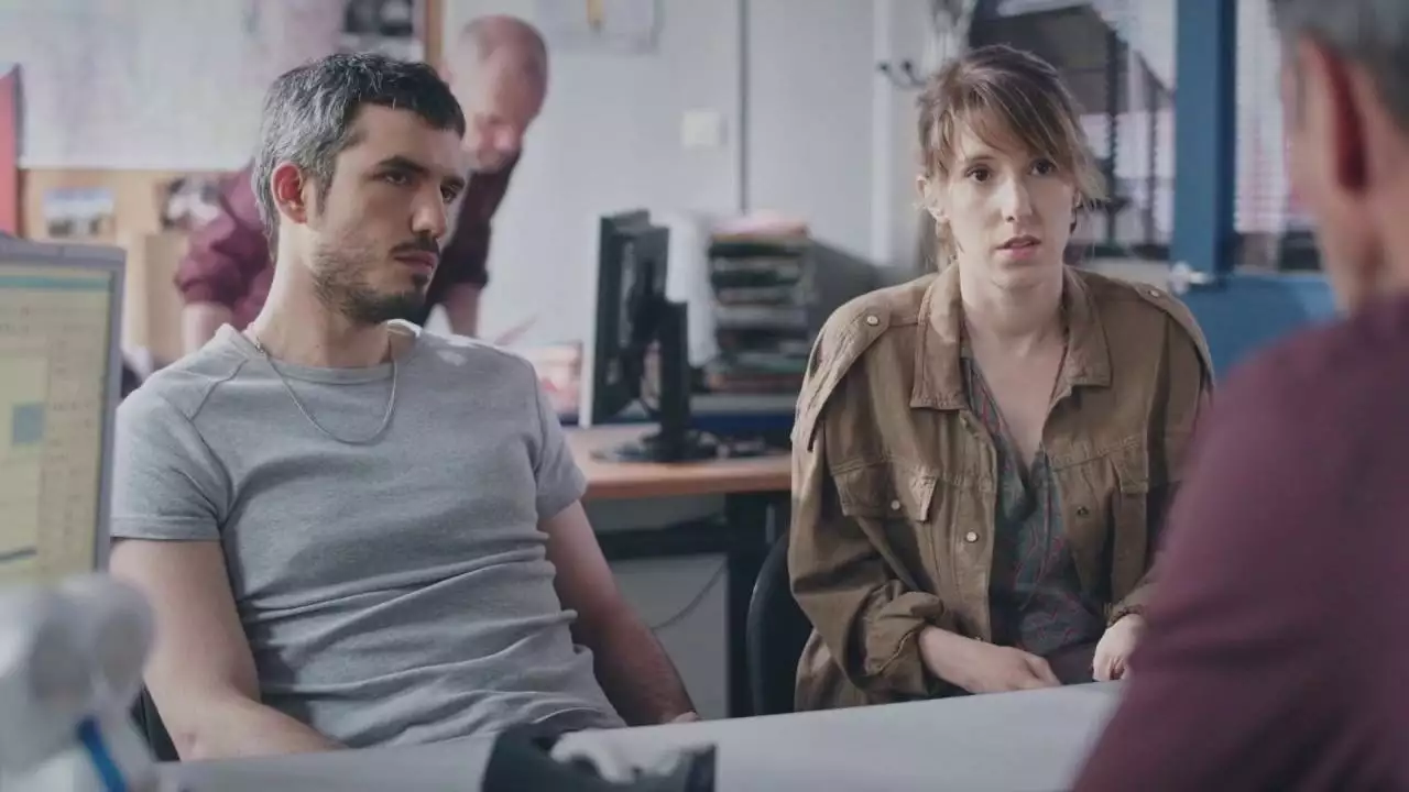 Plus belle la vie Indiscrétion : Barbara porte plainte ! Plus belle la vie Indiscrétion : Barbara porte plainte !