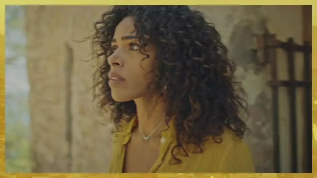 Plus belle la vie Indiscrétion : Fanny aperçoit une bête mystérieuse Plus belle la vie Indiscrétion : Fanny aperçoit une bête mystérieuse