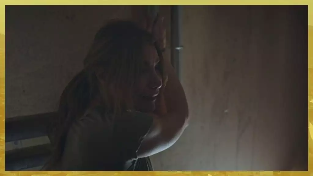 Plus belle la vie Indiscrétion : Ariane otage de Jacob Plus belle la vie Indiscrétion : Ariane otage de Jacob