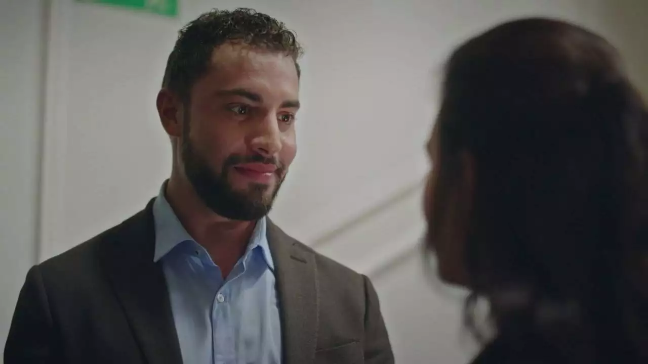 Plus belle la vie Indiscrétion : L'espoir renaît entre Abdel et Élisa Plus belle la vie Indiscrétion : L'espoir renaît entre Abdel et Élisa