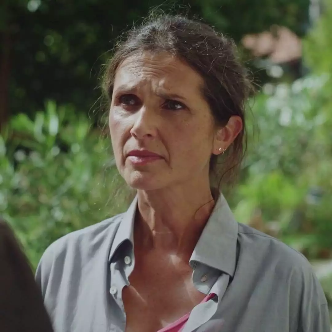 Plus belle la vie Indiscrétion : Agathe est-elle prête à tout pour Léo ? Plus belle la vie Indiscrétion : Agathe est-elle prête à tout pour Léo ?